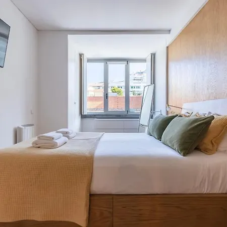 Unique Riverview Cruz Quebrada