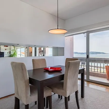 Unique Riverview * Cruz Quebrada