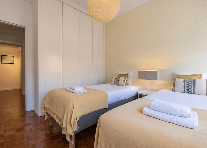 Unique Riverview Cruz Quebrada